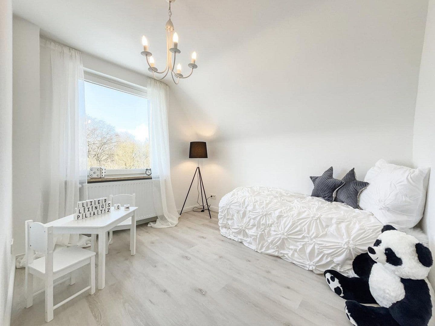Prodej domu 130 m², pozemek 800 m², Bergheim, Severní Porýní-Vestfálsko Prodej domu 130 m², pozemek 800 m², Bergheim, Severní Porýní-Vestfálsko