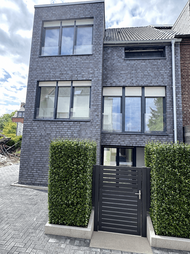Pronájem domu 145 m², pozemek 180 m², Römerstr. 14, Meerbusch, Severní Porýní-Vestfálsko Pronájem domu 145 m², pozemek 180 m², Römerstr. 14, Meerbusch, Severní Porýní-Vestfálsko
