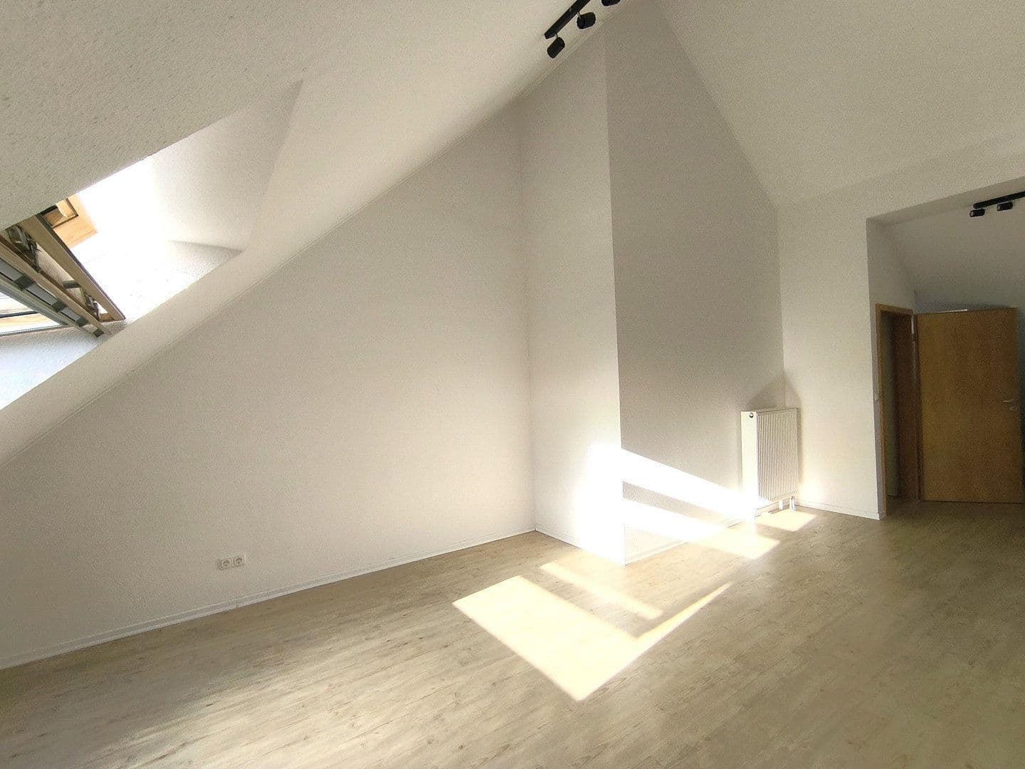 Prodej domu 115 m², pozemek 182 m², Hamburg, Hamburg Prodej domu 115 m², pozemek 182 m², Hamburg, Hamburg