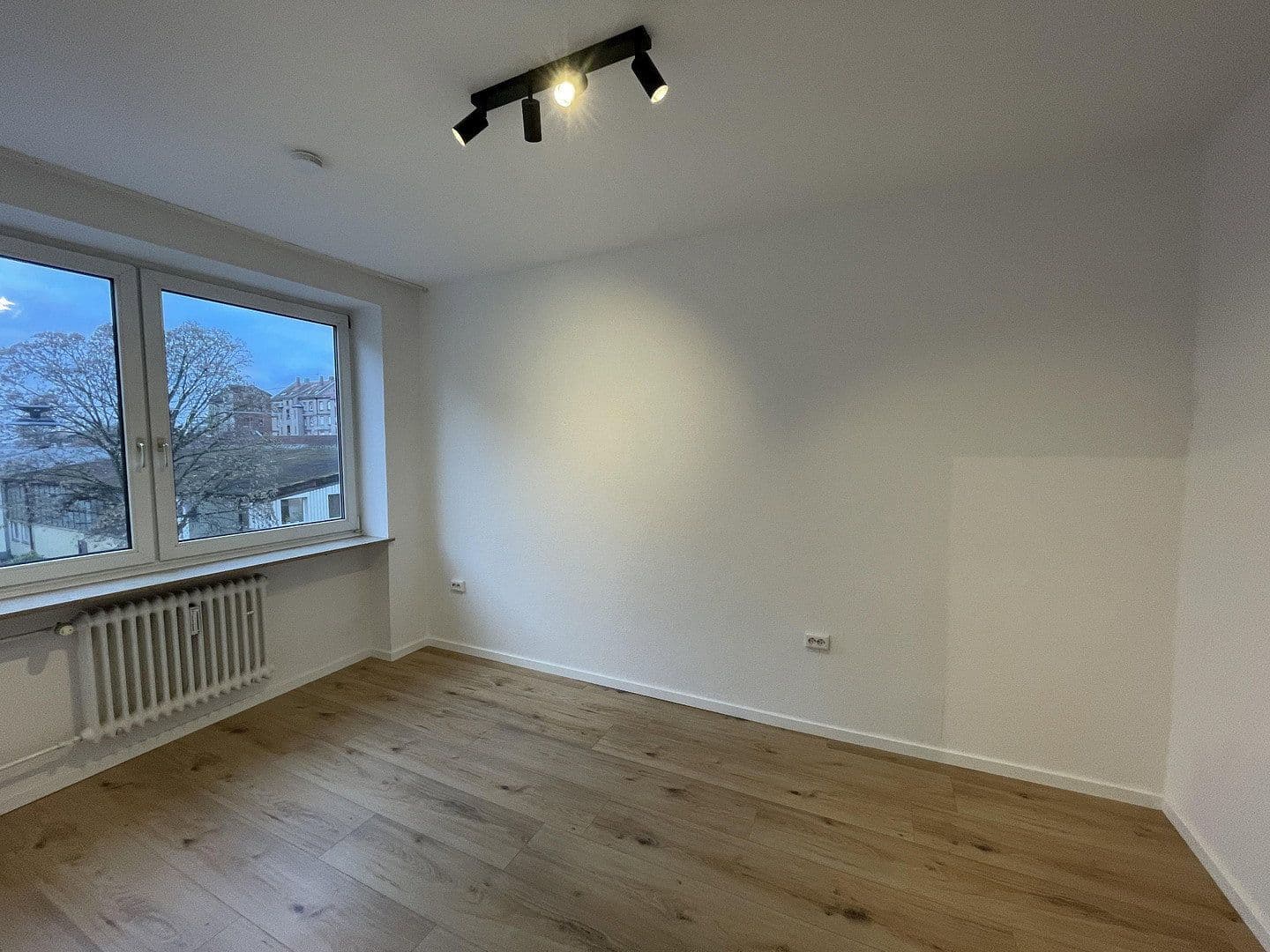 Pronájem bytu 2+1 39 m², Balbiererstraße 10, Fürth, Bavorsko Pronájem bytu 2+1 39 m², Balbiererstraße 10, Fürth, Bavorsko