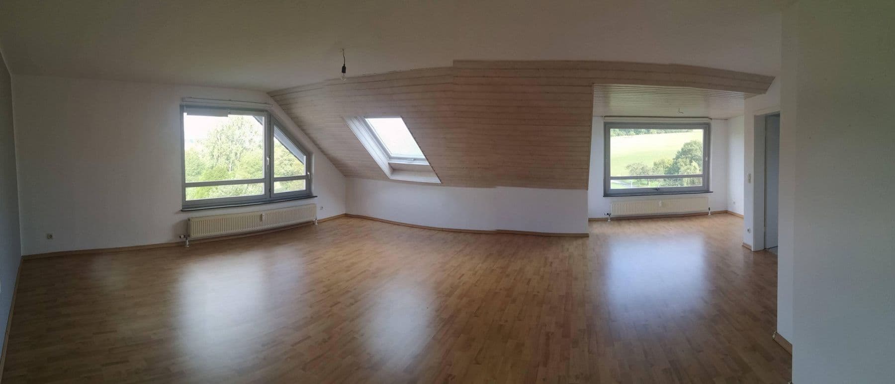 Pronájem bytu 2+1 84 m², Niedernhausen, Hessen Pronájem bytu 2+1 84 m², Niedernhausen, Hessen