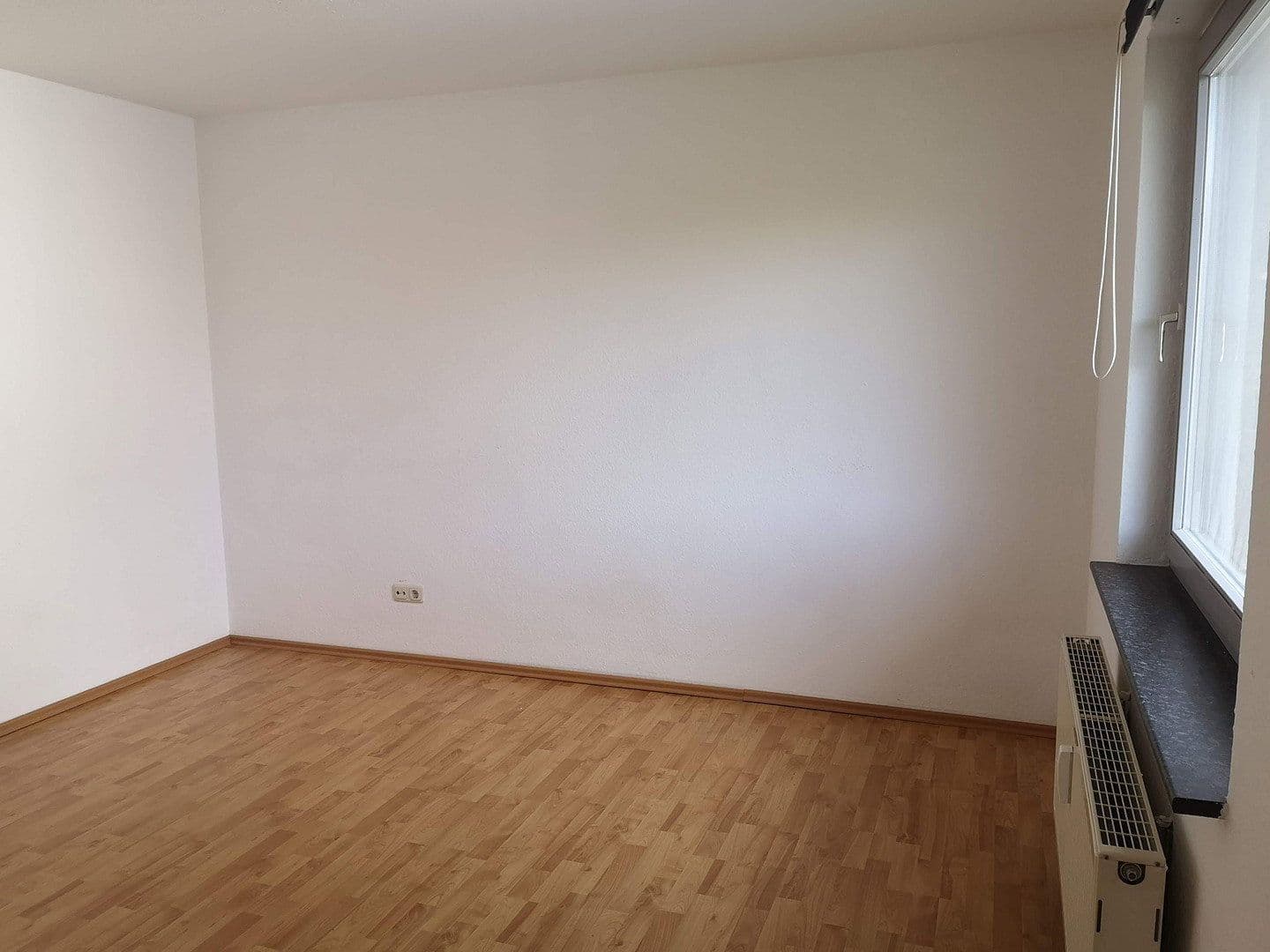 Pronájem bytu 2+1 84 m², Niedernhausen, Hessen Pronájem bytu 2+1 84 m², Niedernhausen, Hessen