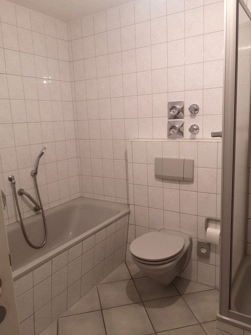 Pronájem bytu 2+1 84 m², Niedernhausen, Hessen Pronájem bytu 2+1 84 m², Niedernhausen, Hessen