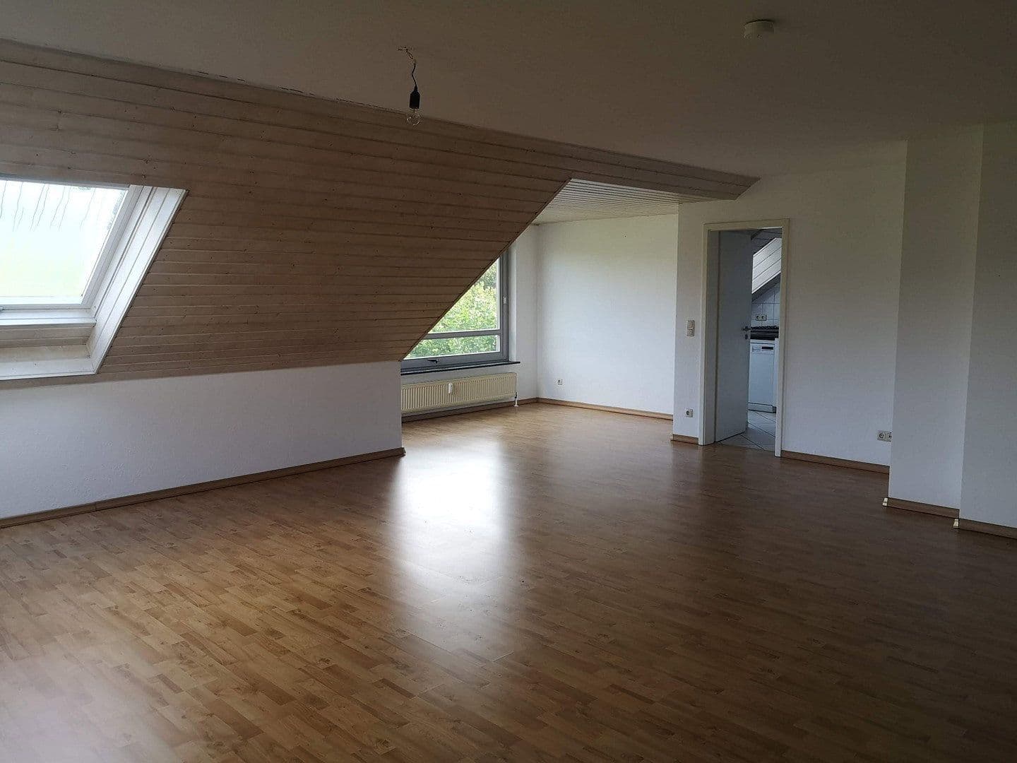 Pronájem bytu 2+1 84 m², Niedernhausen, Hessen Pronájem bytu 2+1 84 m², Niedernhausen, Hessen