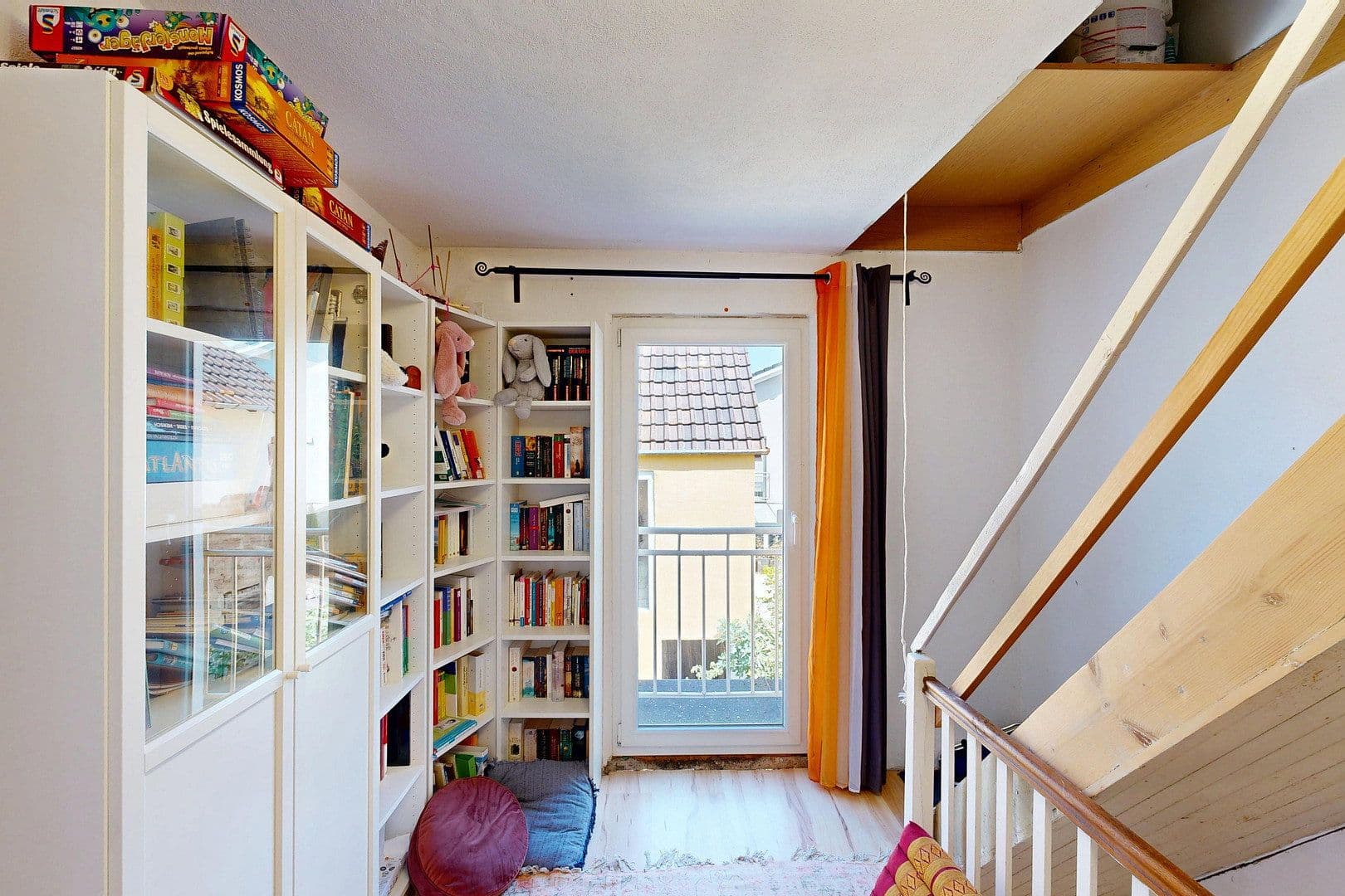 Prodej domu 189 m², pozemek 1.049 m², Bachstraße 32, Kraichtal, Bádensko-Württembersko Prodej domu 189 m², pozemek 1.049 m², Bachstraße 32, Kraichtal, Bádensko-Württembersko