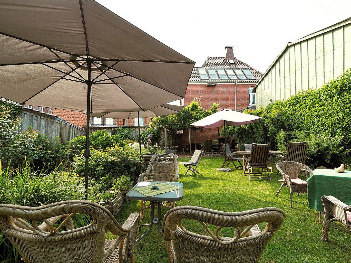 Prodej domu 196 m², pozemek 452 m², Kirchhofstrasse 7, Freiburg (Elbe), Dolní Sasko Prodej domu 196 m², pozemek 452 m², Kirchhofstrasse 7, Freiburg (Elbe), Dolní Sasko