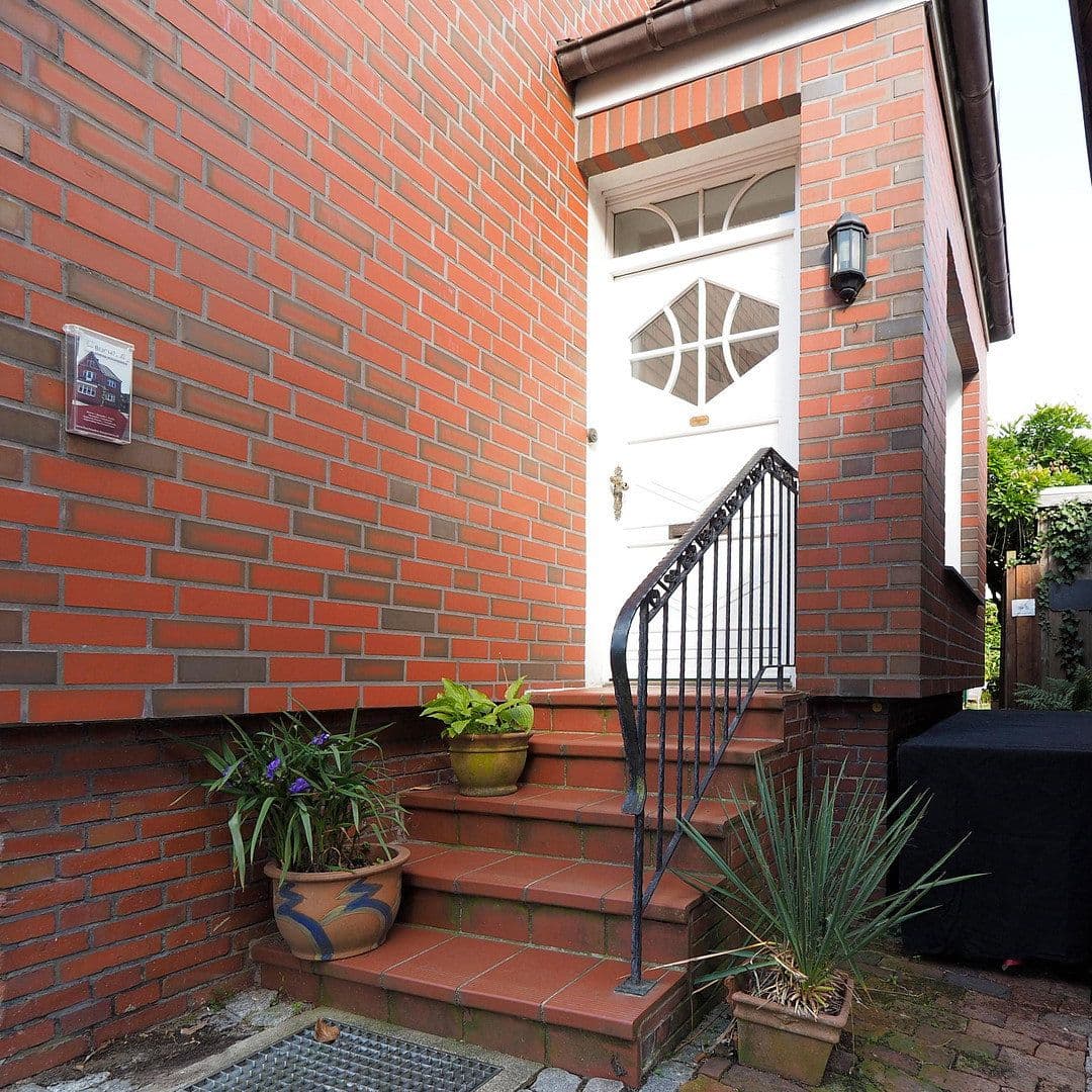 Prodej domu 196 m², pozemek 452 m², Kirchhofstrasse 7, Freiburg (Elbe), Dolní Sasko Prodej domu 196 m², pozemek 452 m², Kirchhofstrasse 7, Freiburg (Elbe), Dolní Sasko