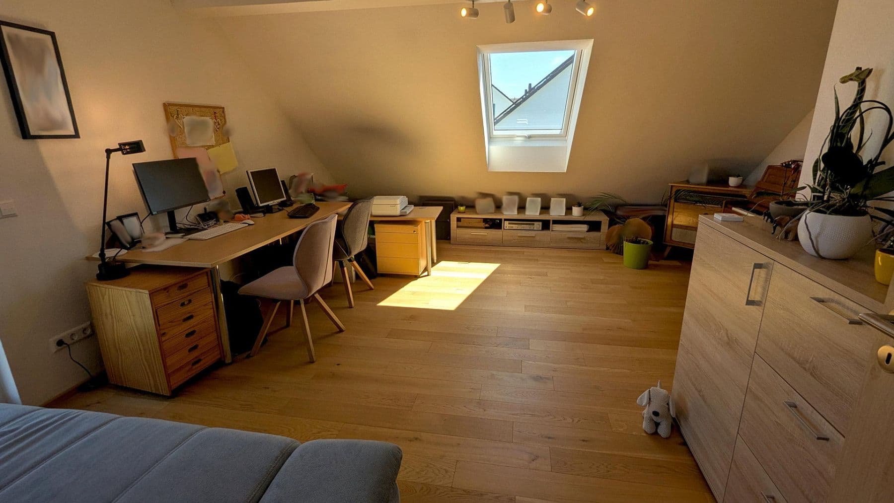 Prodej domu 132 m², pozemek 270 m², Ebersbach an der Fils, Bádensko-Württembersko Prodej domu 132 m², pozemek 270 m², Ebersbach an der Fils, Bádensko-Württembersko