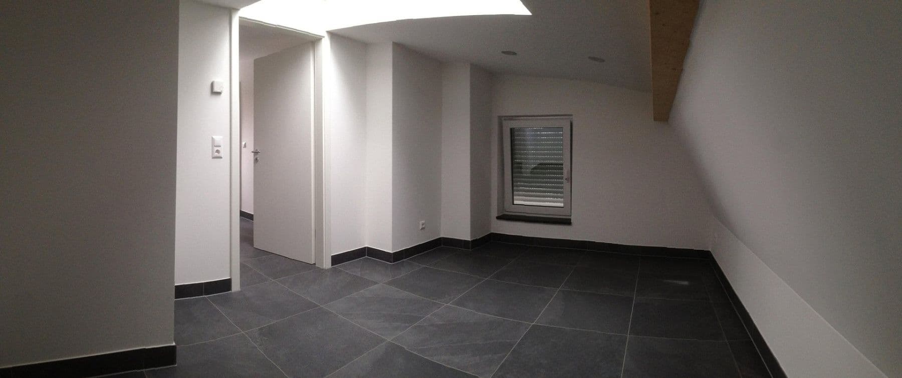 Pronájem domu 128 m², pozemek 110 m², Waldstr. 8, Germering, Bavorsko Pronájem domu 128 m², pozemek 110 m², Waldstr. 8, Germering, Bavorsko