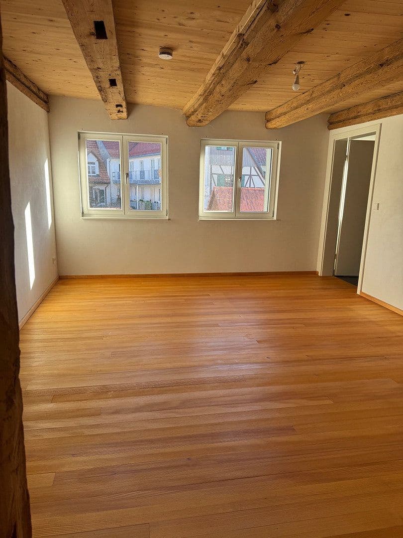 Pronájem bytu 3+kk 137 m², Sommergasse 16, Bräunlingen, Bádensko-Württembersko Pronájem bytu 3+kk 137 m², Sommergasse 16, Bräunlingen, Bádensko-Württembersko
