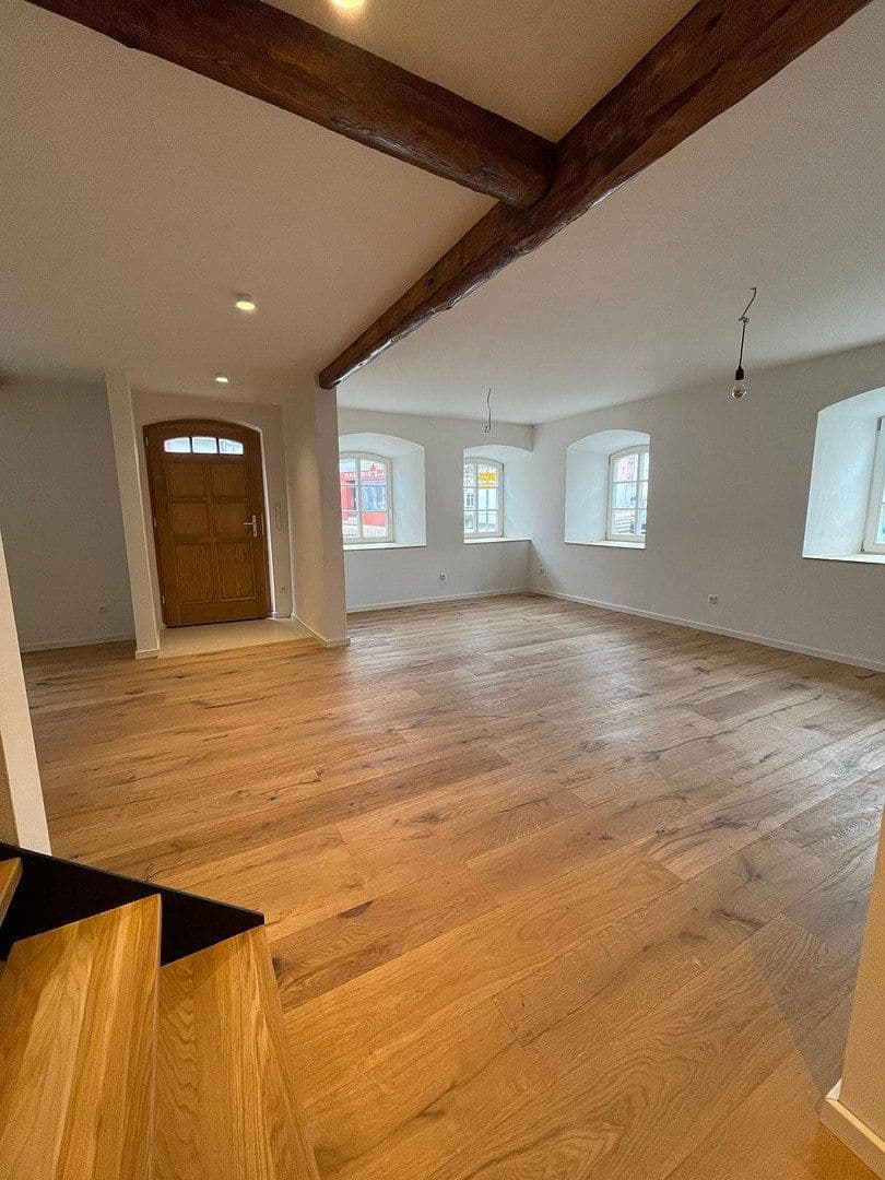 Pronájem domu 130 m², pozemek 150 m², Ringweg 1, Hemau, Bavorsko Pronájem domu 130 m², pozemek 150 m², Ringweg 1, Hemau, Bavorsko
