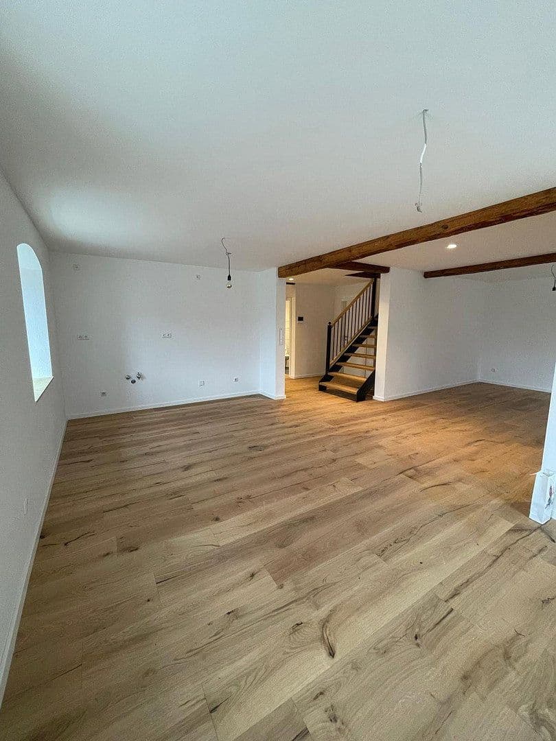 Pronájem domu 130 m², pozemek 150 m², Ringweg 1, Hemau, Bavorsko Pronájem domu 130 m², pozemek 150 m², Ringweg 1, Hemau, Bavorsko