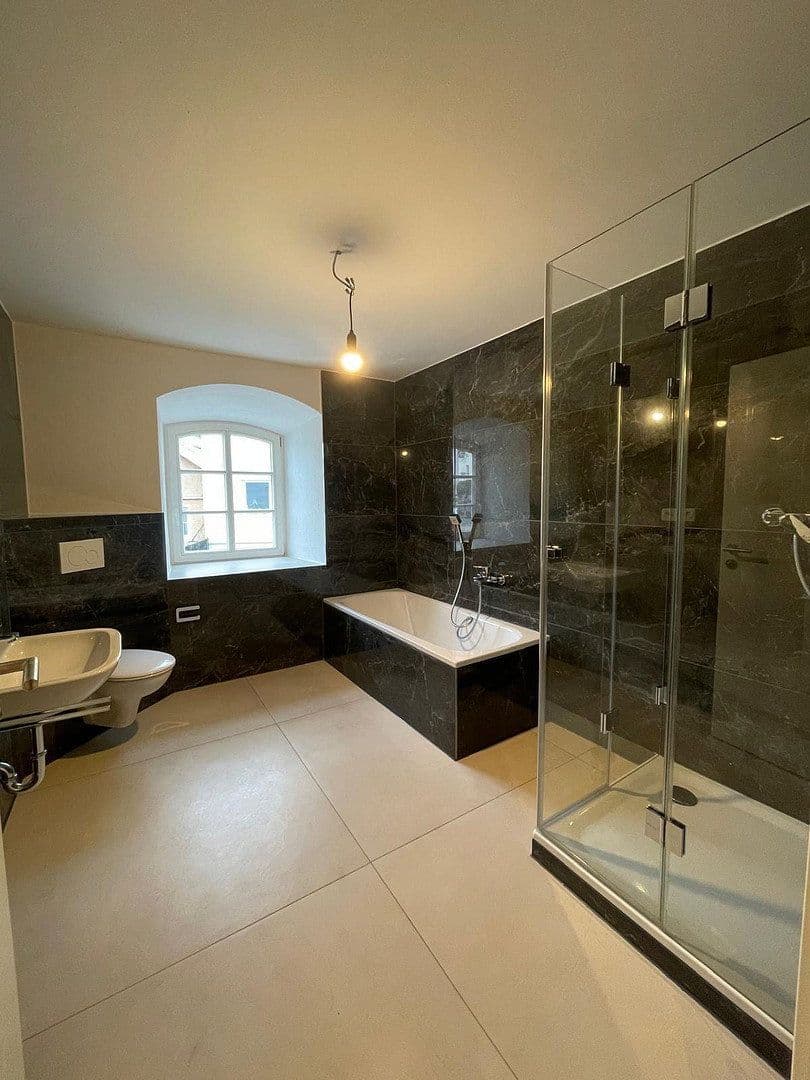 Pronájem domu 130 m², pozemek 150 m², Ringweg 1, Hemau, Bavorsko Pronájem domu 130 m², pozemek 150 m², Ringweg 1, Hemau, Bavorsko