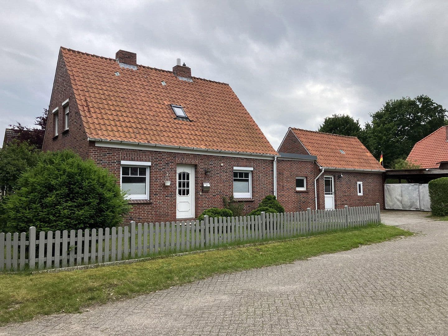 Prodej domu 108 m², pozemek 822 m², Weener, Dolní Sasko Prodej domu 108 m², pozemek 822 m², Weener, Dolní Sasko