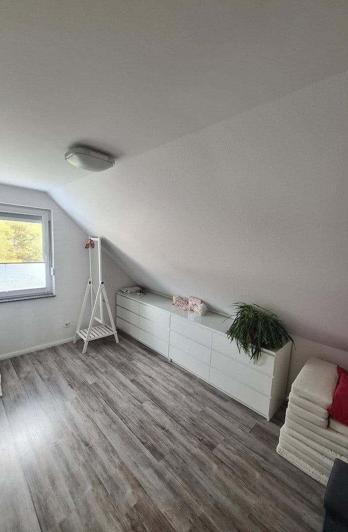 Prodej domu 110 m², pozemek 547 m², Rehfelde, Braniborsko Prodej domu 110 m², pozemek 547 m², Rehfelde, Braniborsko