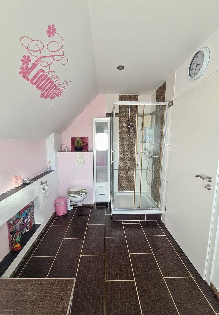 Prodej domu 110 m², pozemek 547 m², Rehfelde, Braniborsko Prodej domu 110 m², pozemek 547 m², Rehfelde, Braniborsko