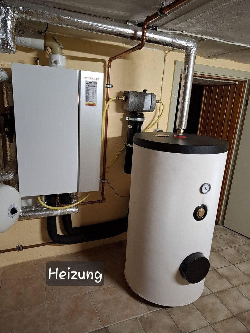 Prodej domu 201 m², pozemek 655 m², Kirchstraße 34, Ehringshausen, Hessen Prodej domu 201 m², pozemek 655 m², Kirchstraße 34, Ehringshausen, Hessen