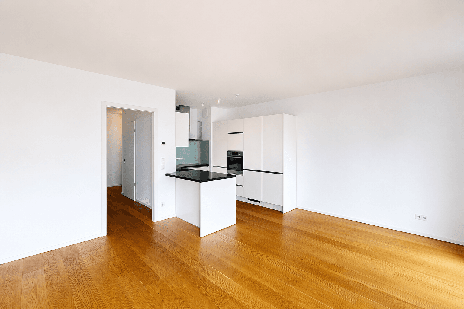 Prodej bytu 3+1 88 m², Hamburg, Hamburg Prodej bytu 3+1 88 m², Hamburg, Hamburg