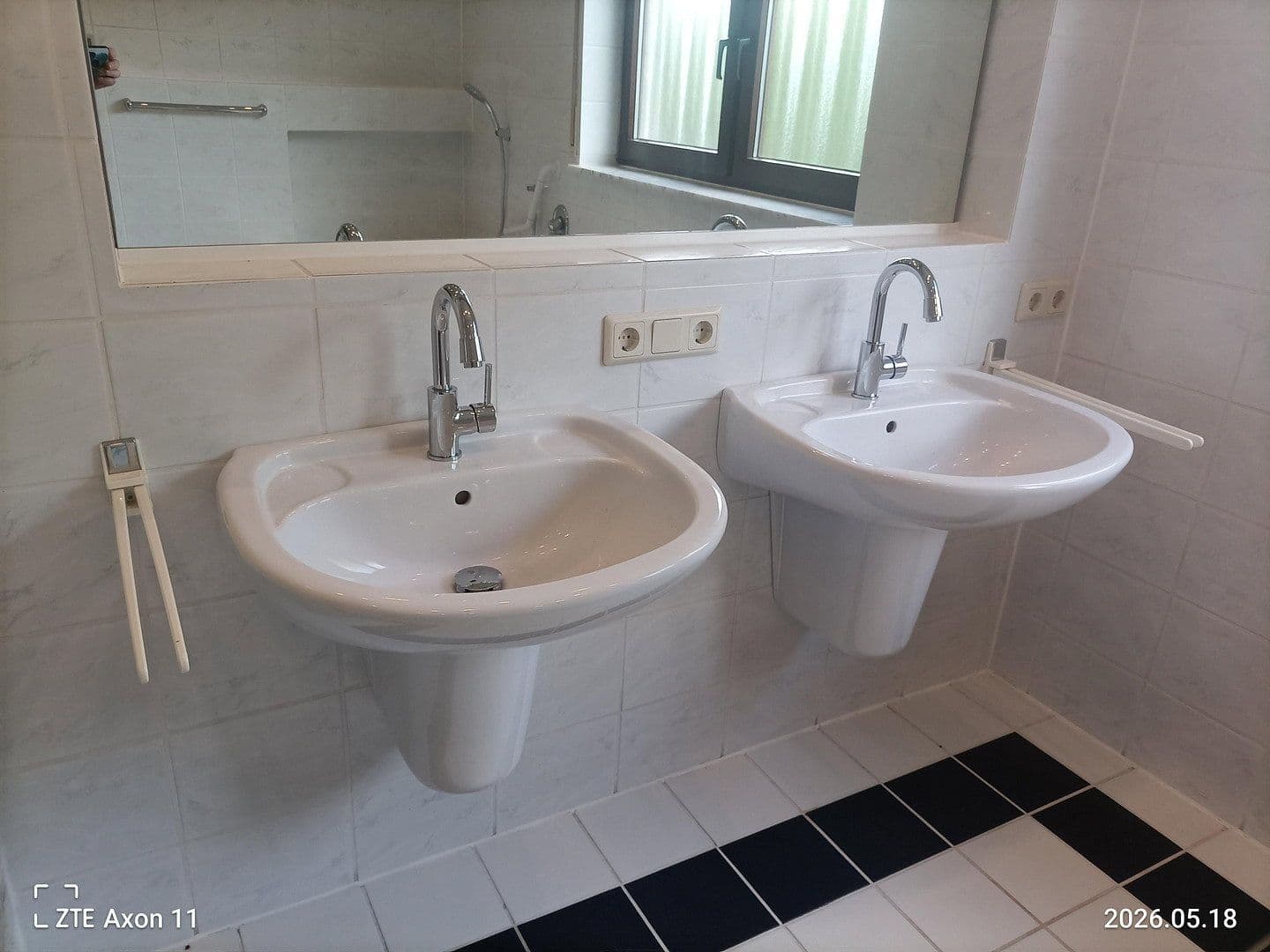 Prodej bytu 3+1 118 m², Ramstein-Miesenbach, Porýní-Falc Prodej bytu 3+1 118 m², Ramstein-Miesenbach, Porýní-Falc
