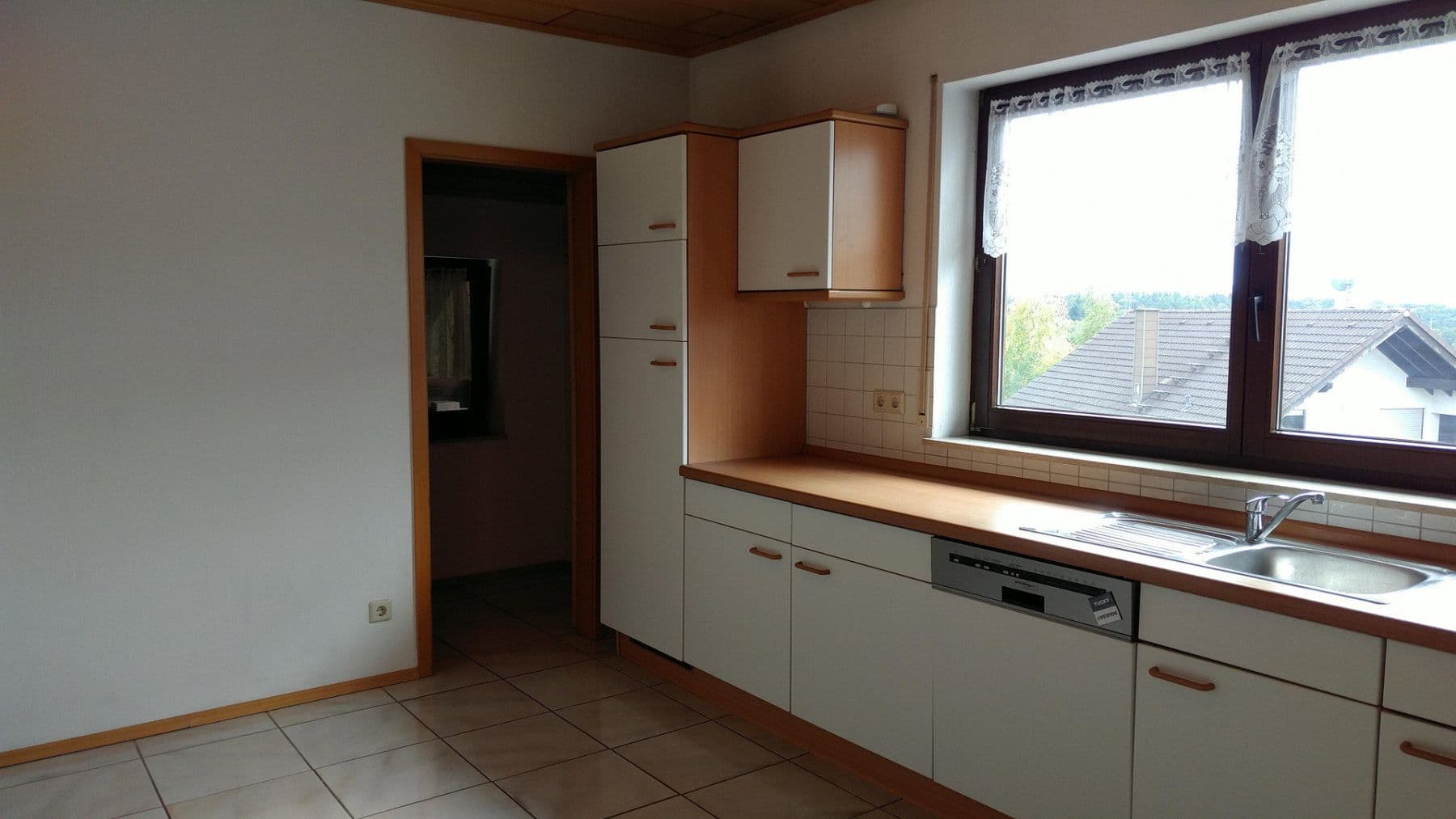 Prodej bytu 3+1 118 m², Ramstein-Miesenbach, Porýní-Falc Prodej bytu 3+1 118 m², Ramstein-Miesenbach, Porýní-Falc