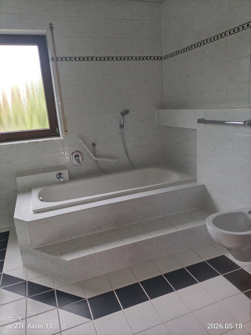 Prodej bytu 3+1 118 m², Ramstein-Miesenbach, Porýní-Falc Prodej bytu 3+1 118 m², Ramstein-Miesenbach, Porýní-Falc