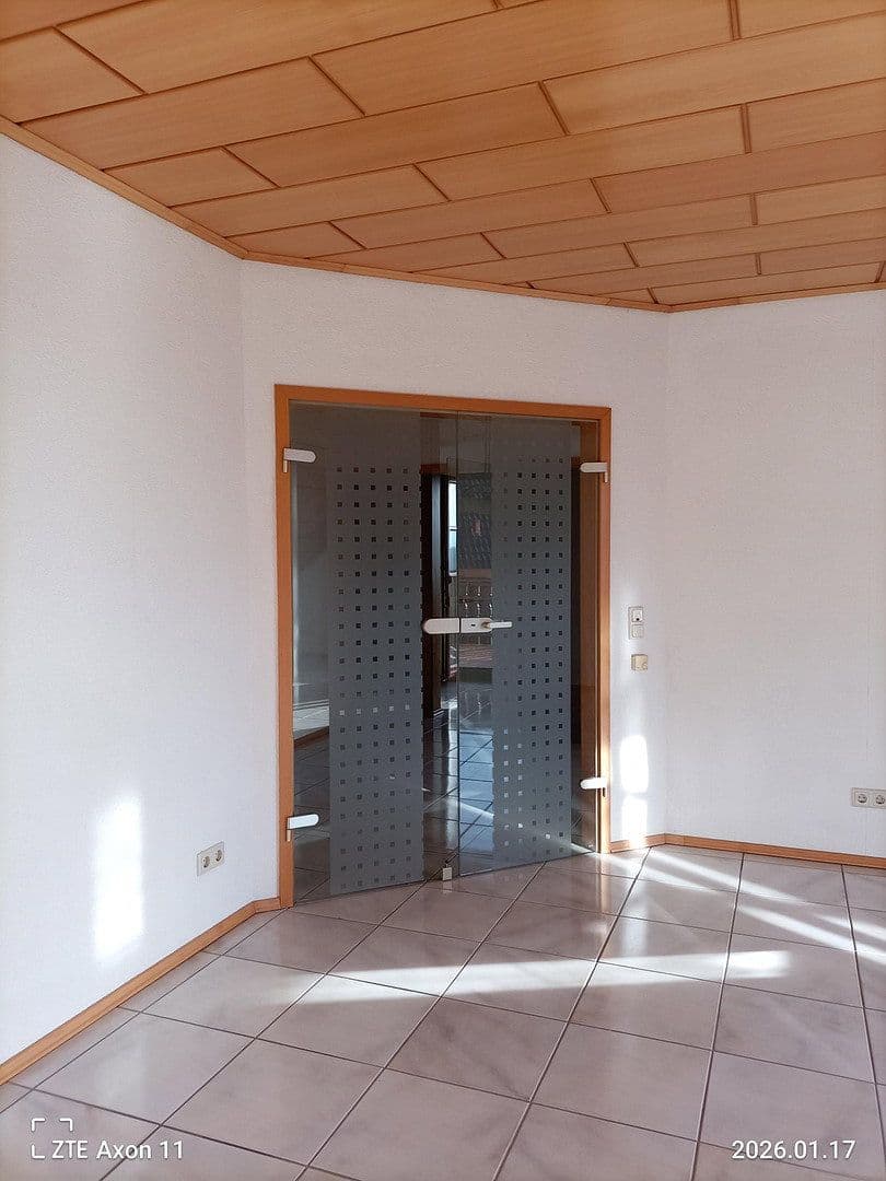 Prodej bytu 3+1 118 m², Ramstein-Miesenbach, Porýní-Falc Prodej bytu 3+1 118 m², Ramstein-Miesenbach, Porýní-Falc