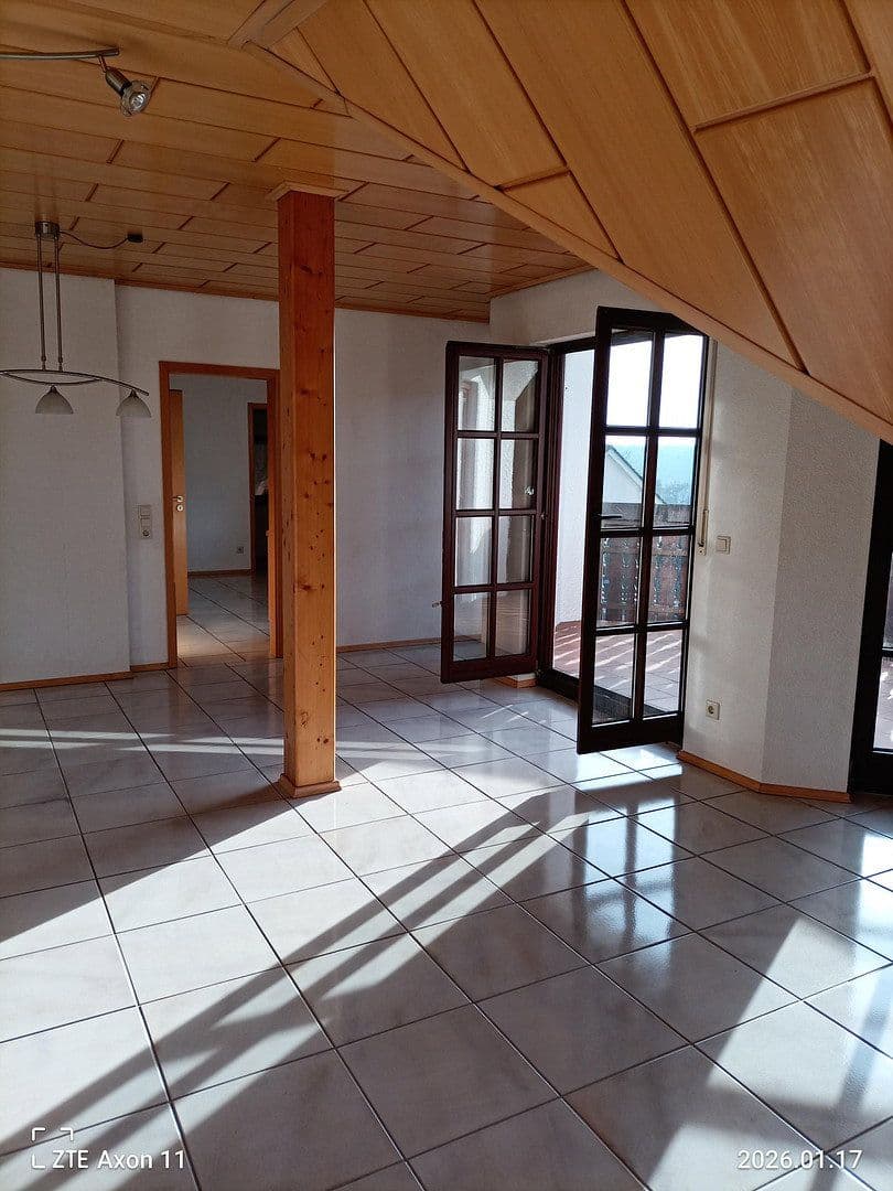 Prodej bytu 3+1 118 m², Ramstein-Miesenbach, Porýní-Falc Prodej bytu 3+1 118 m², Ramstein-Miesenbach, Porýní-Falc