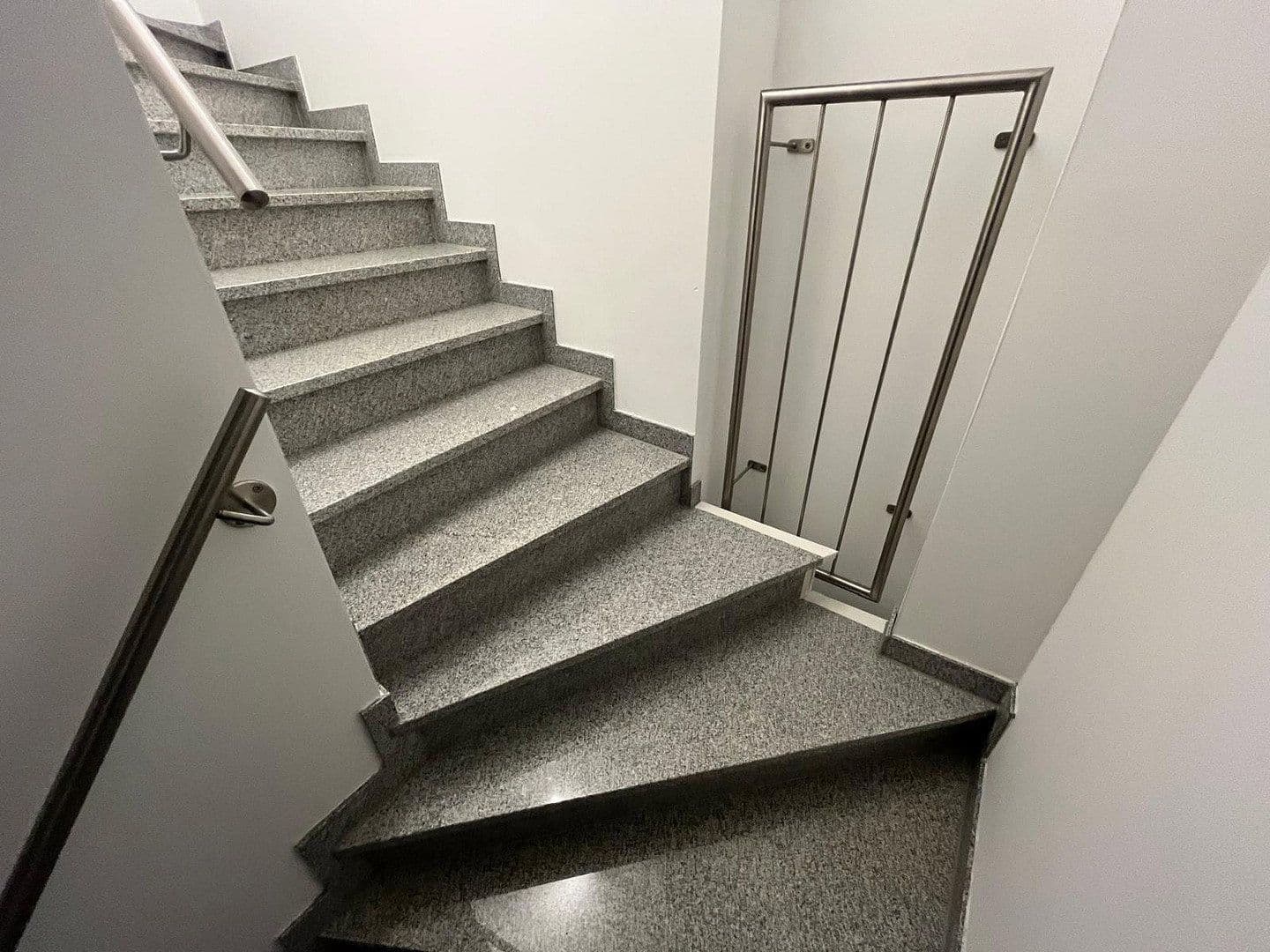 Pronájem bytu 3+1 80 m², Drususstrasse 4, Andernach, Porýní-Falc Pronájem bytu 3+1 80 m², Drususstrasse 4, Andernach, Porýní-Falc