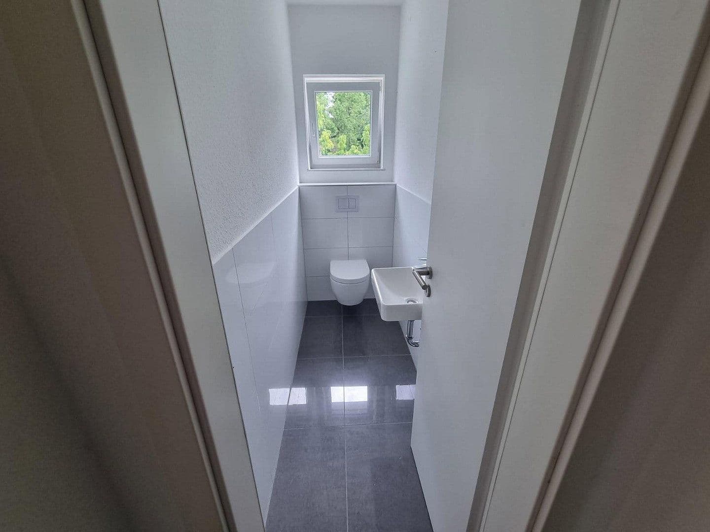 Pronájem bytu 4+1 114 m², Mannheim, Bádensko-Württembersko Pronájem bytu 4+1 114 m², Mannheim, Bádensko-Württembersko