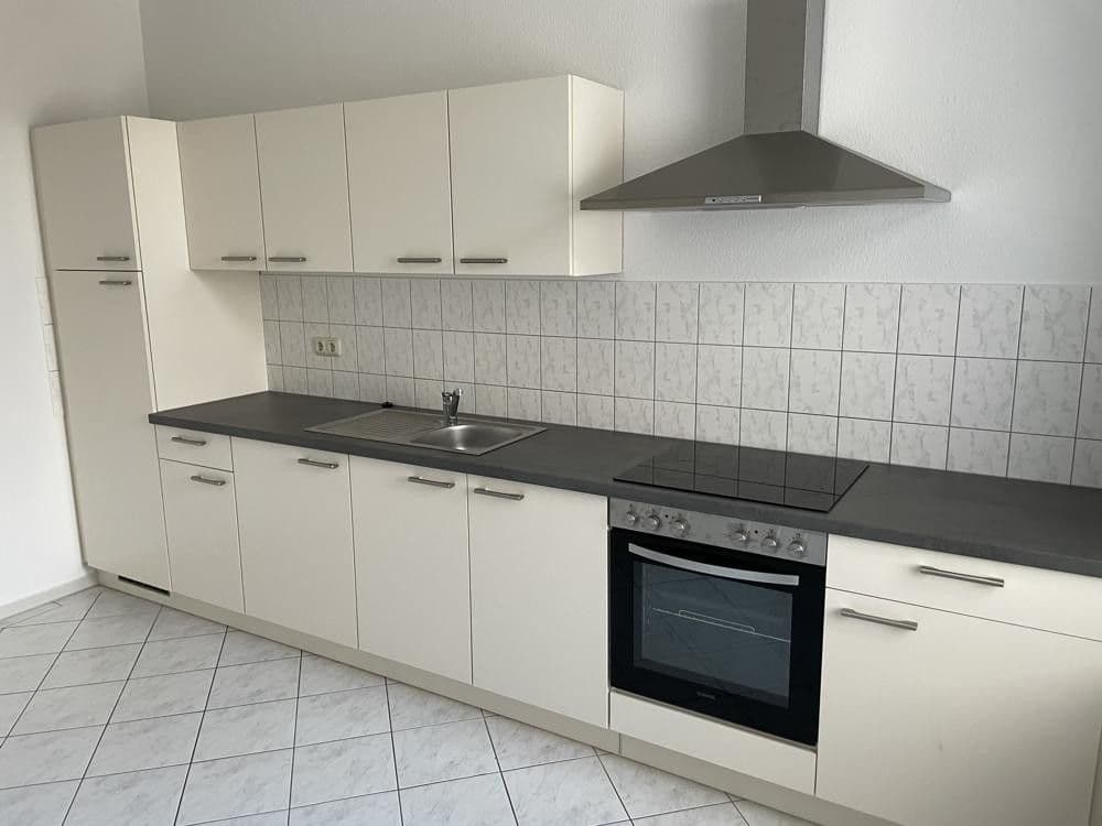 Prodej domu 470 m², pozemek 245 m², Starohrad, Durynsko Prodej domu 470 m², pozemek 245 m², Starohrad, Durynsko