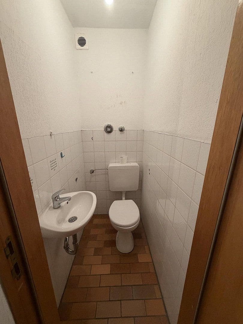 Prodej bytu 3+kk 77 m², Panoramastr. 3, Weinstadt, Bádensko-Württembersko Prodej bytu 3+kk 77 m², Panoramastr. 3, Weinstadt, Bádensko-Württembersko