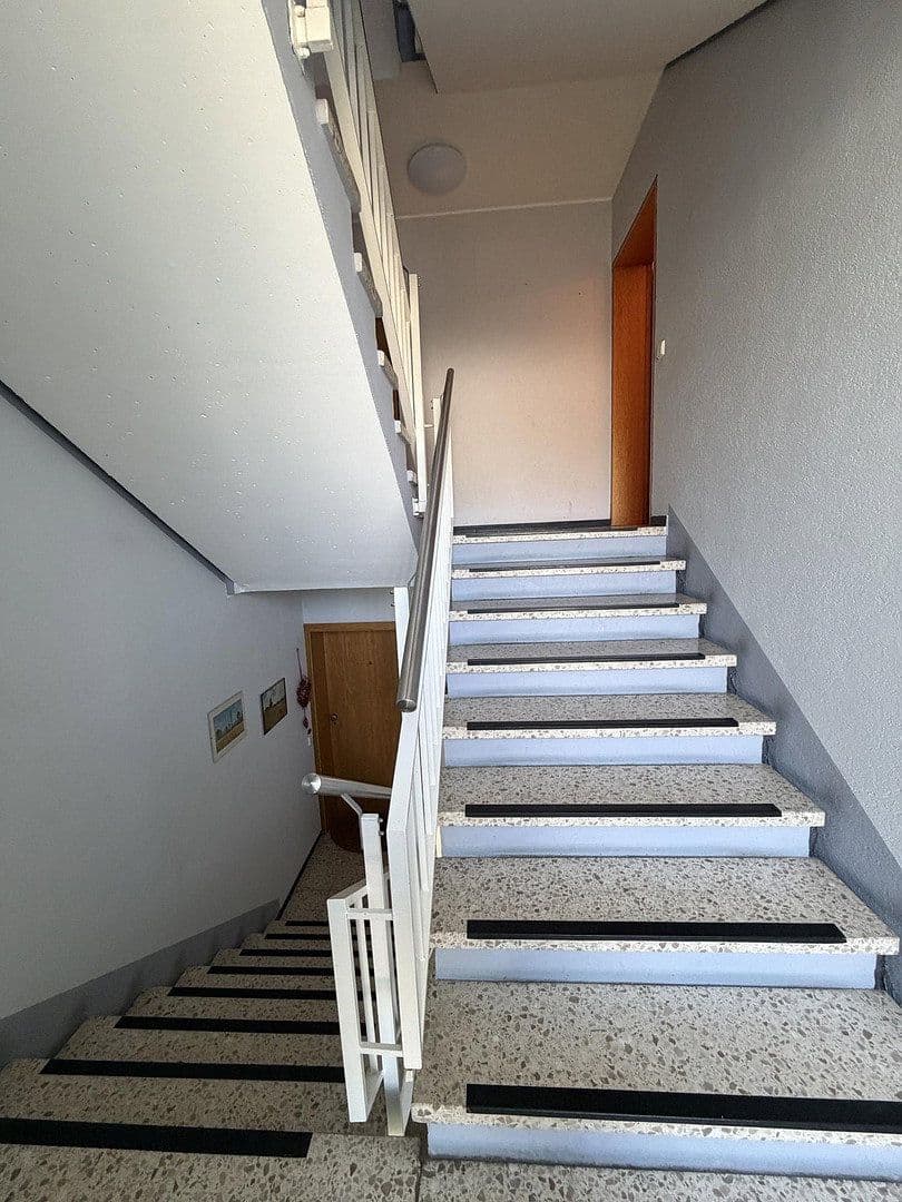 Prodej bytu 3+kk 77 m², Panoramastr. 3, Weinstadt, Bádensko-Württembersko Prodej bytu 3+kk 77 m², Panoramastr. 3, Weinstadt, Bádensko-Württembersko