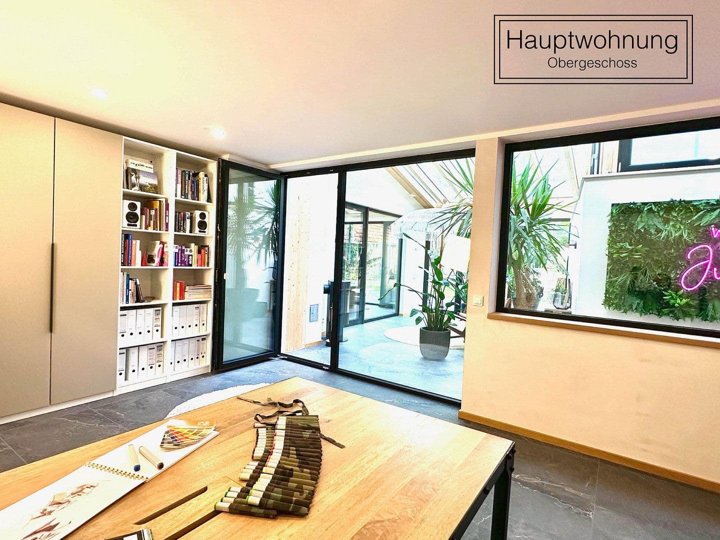 Prodej domu 384 m², pozemek 970 m², Mannebach, Porýní-Falc Prodej domu 384 m², pozemek 970 m², Mannebach, Porýní-Falc