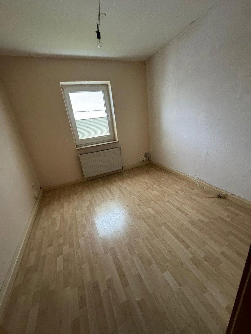 Pronájem bytu 3+1 85 m², Wenderter Straße 15, Sarstedt, Dolní Sasko Pronájem bytu 3+1 85 m², Wenderter Straße 15, Sarstedt, Dolní Sasko