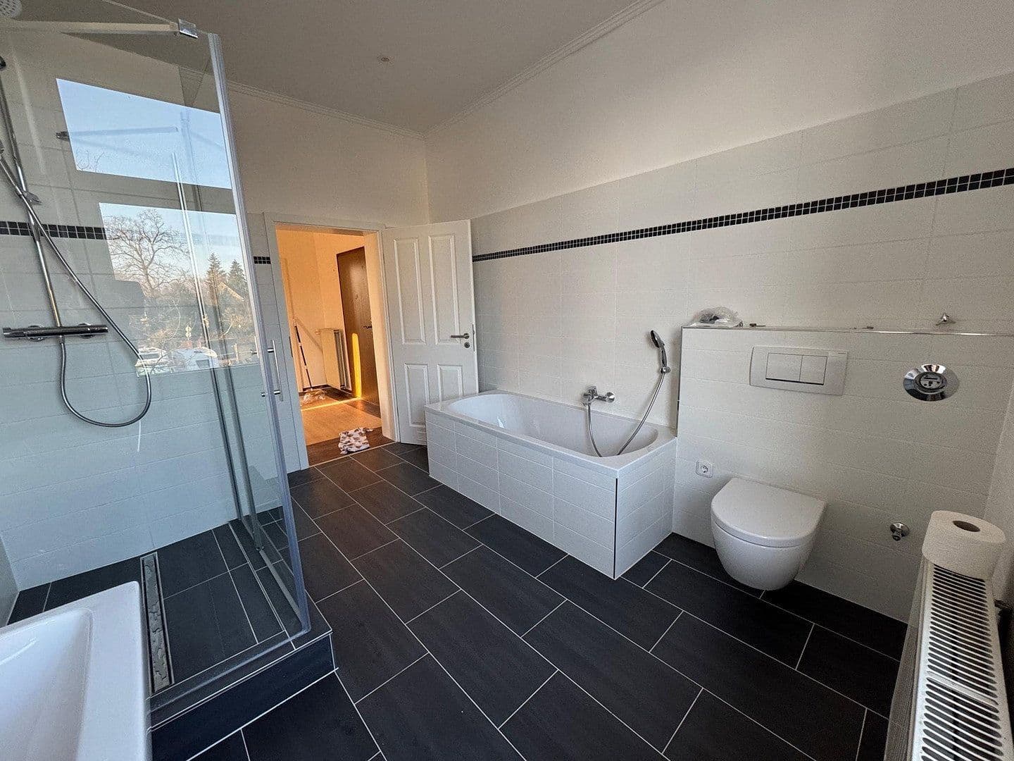 Pronájem bytu 3+1 85 m², Wenderter Straße 15, Sarstedt, Dolní Sasko Pronájem bytu 3+1 85 m², Wenderter Straße 15, Sarstedt, Dolní Sasko