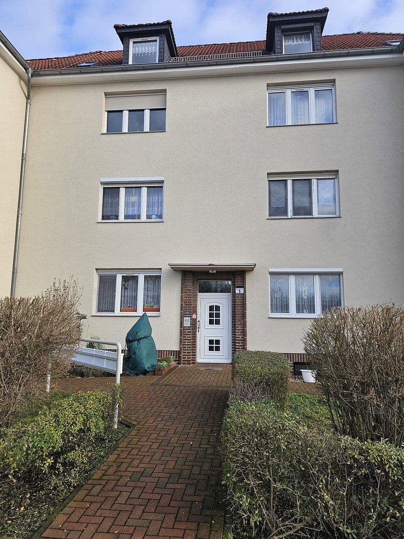Pronájem bytu 3+1 86 m², Mitschurinstr. 5, Bitterfeld-Wolfen, Sasko-Anhaltsko Pronájem bytu 3+1 86 m², Mitschurinstr. 5, Bitterfeld-Wolfen, Sasko-Anhaltsko