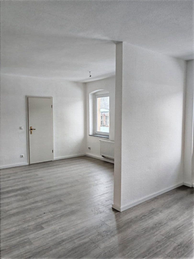 Pronájem bytu 3+1 80 m², Lößnitztal 122, Oederan, Sasko Pronájem bytu 3+1 80 m², Lößnitztal 122, Oederan, Sasko