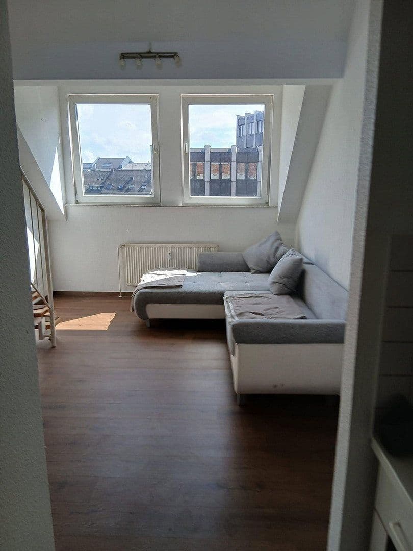 Pronájem bytu 1+1 34 m², Bismarckstr. 42, Essen, Severní Porýní-Vestfálsko Pronájem bytu 1+1 34 m², Bismarckstr. 42, Essen, Severní Porýní-Vestfálsko