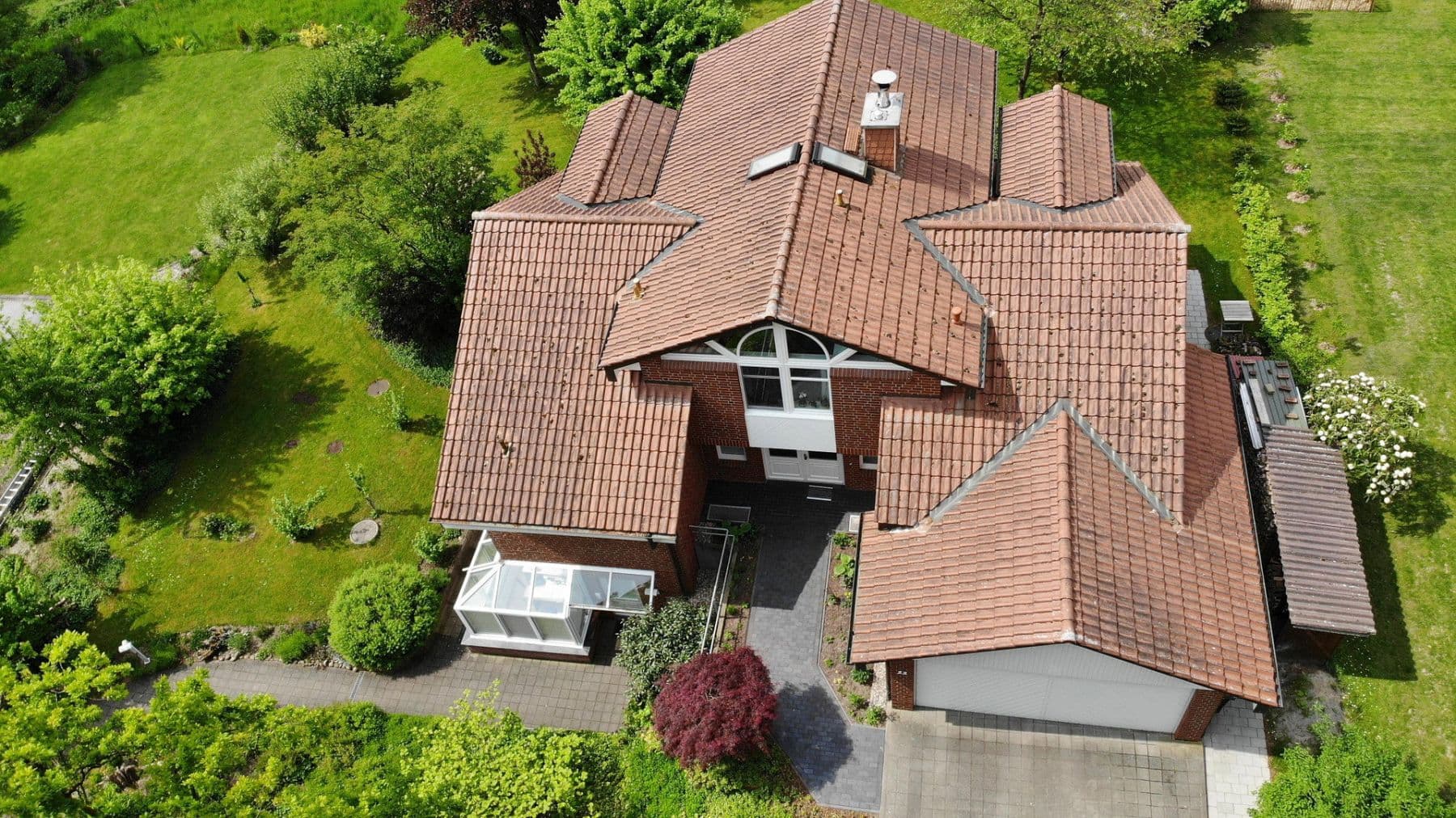Prodej domu 255 m², pozemek 1.810 m², Jesteburg, Dolní Sasko Prodej domu 255 m², pozemek 1.810 m², Jesteburg, Dolní Sasko