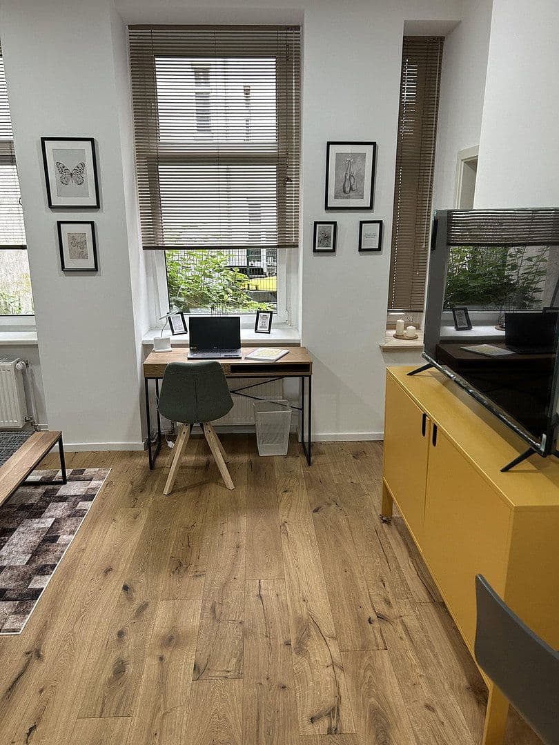 Pronájem bytu 1+1 42 m², Pettenkoferstrasse 5, Berlin, Berlín Pronájem bytu 1+1 42 m², Pettenkoferstrasse 5, Berlin, Berlín