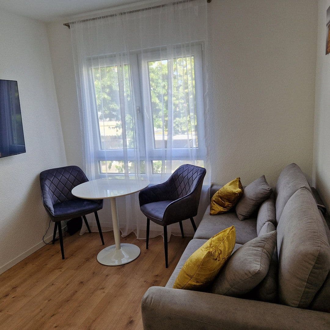 Pronájem bytu 1+1 20 m², An der Vogelhardt 8, Karlsruhe, Bádensko-Württembersko Pronájem bytu 1+1 20 m², An der Vogelhardt 8, Karlsruhe, Bádensko-Württembersko