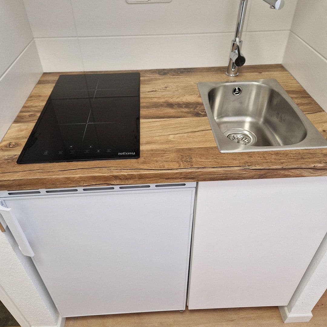 Pronájem bytu 1+1 20 m², An der Vogelhardt 8, Karlsruhe, Bádensko-Württembersko Pronájem bytu 1+1 20 m², An der Vogelhardt 8, Karlsruhe, Bádensko-Württembersko