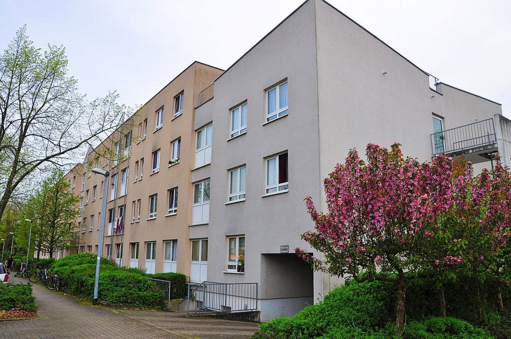 Pronájem bytu 1+1 20 m², An der Vogelhardt 8, Karlsruhe, Bádensko-Württembersko Pronájem bytu 1+1 20 m², An der Vogelhardt 8, Karlsruhe, Bádensko-Württembersko