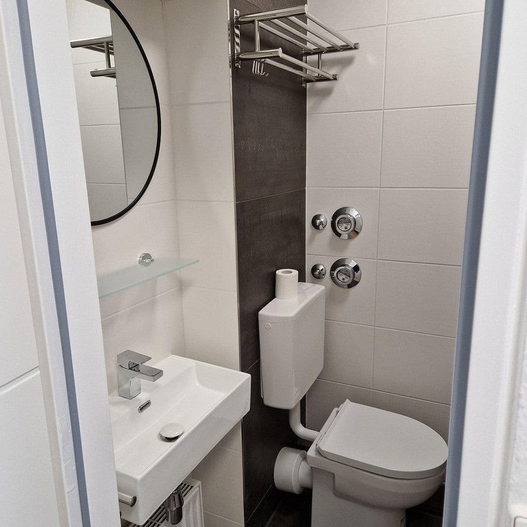 Pronájem bytu 1+1 20 m², An der Vogelhardt 8, Karlsruhe, Bádensko-Württembersko Pronájem bytu 1+1 20 m², An der Vogelhardt 8, Karlsruhe, Bádensko-Württembersko