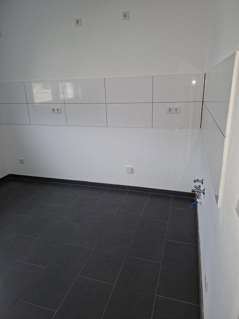 Pronájem bytu 2+1 55 m², Darmstadt, Hessen Pronájem bytu 2+1 55 m², Darmstadt, Hessen