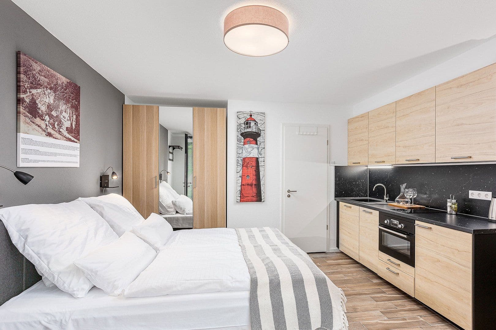 Pronájem bytu 2+1 45 m², Ezanvillestr. 14, Heidelberg, Bádensko-Württembersko Pronájem bytu 2+1 45 m², Ezanvillestr. 14, Heidelberg, Bádensko-Württembersko