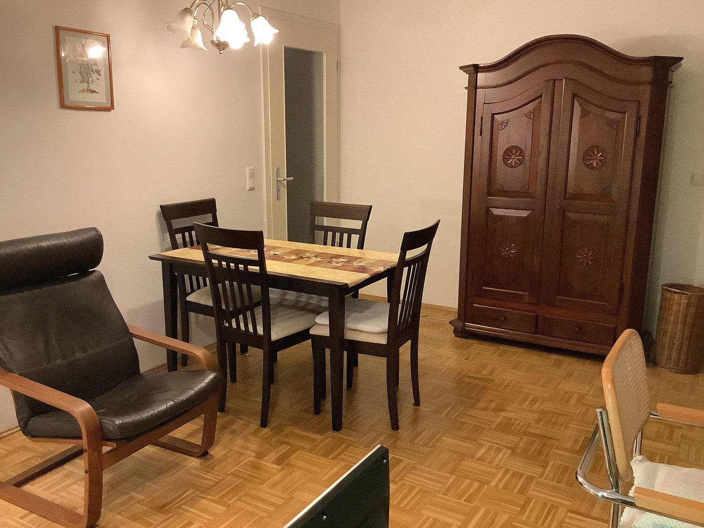 Prodej bytu 2+1 40 m², Innsbruckerring 11, München, Bavorsko Prodej bytu 2+1 40 m², Innsbruckerring 11, München, Bavorsko