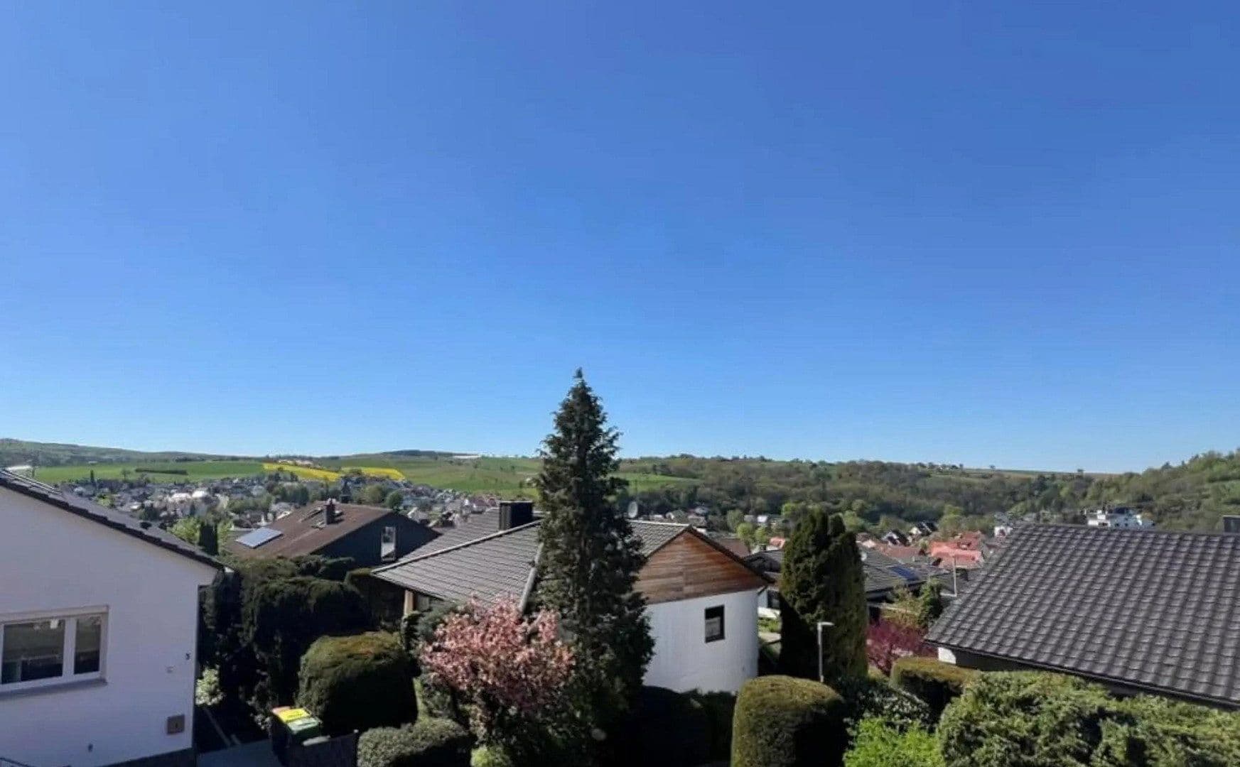 Pronájem bytu 2+kk 84 m², Eberdingen, Bádensko-Württembersko Pronájem bytu 2+kk 84 m², Eberdingen, Bádensko-Württembersko