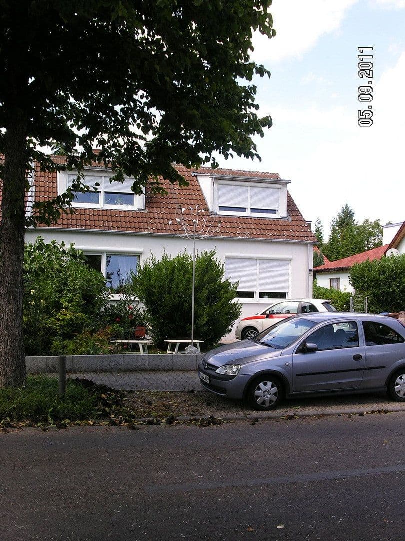 Pronájem domu 125 m², pozemek 283 m², Neckarauer-Waldweg 36, Mannheim, Bádensko-Württembersko Pronájem domu 125 m², pozemek 283 m², Neckarauer-Waldweg 36, Mannheim, Bádensko-Württembersko