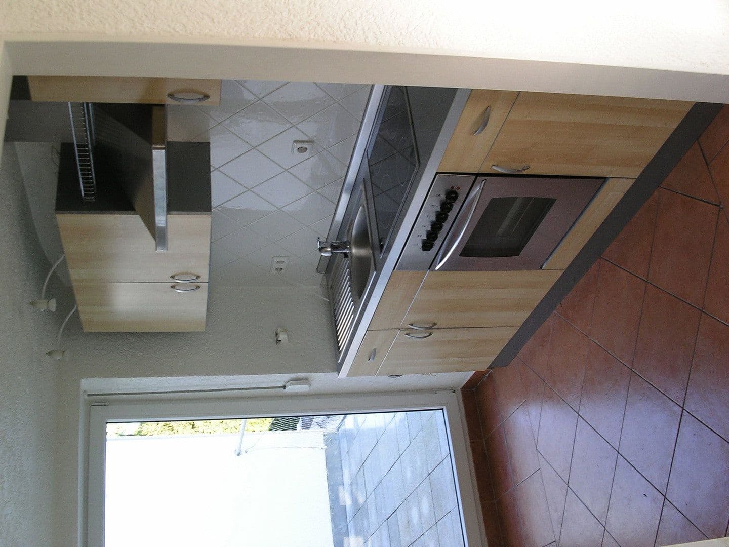 Pronájem domu 125 m², pozemek 283 m², Neckarauer-Waldweg 36, Mannheim, Bádensko-Württembersko Pronájem domu 125 m², pozemek 283 m², Neckarauer-Waldweg 36, Mannheim, Bádensko-Württembersko
